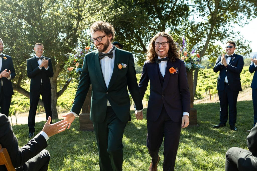 Outdoor wedding ceremony at Gundlach Bundschu Winery on a warm Sonoma day