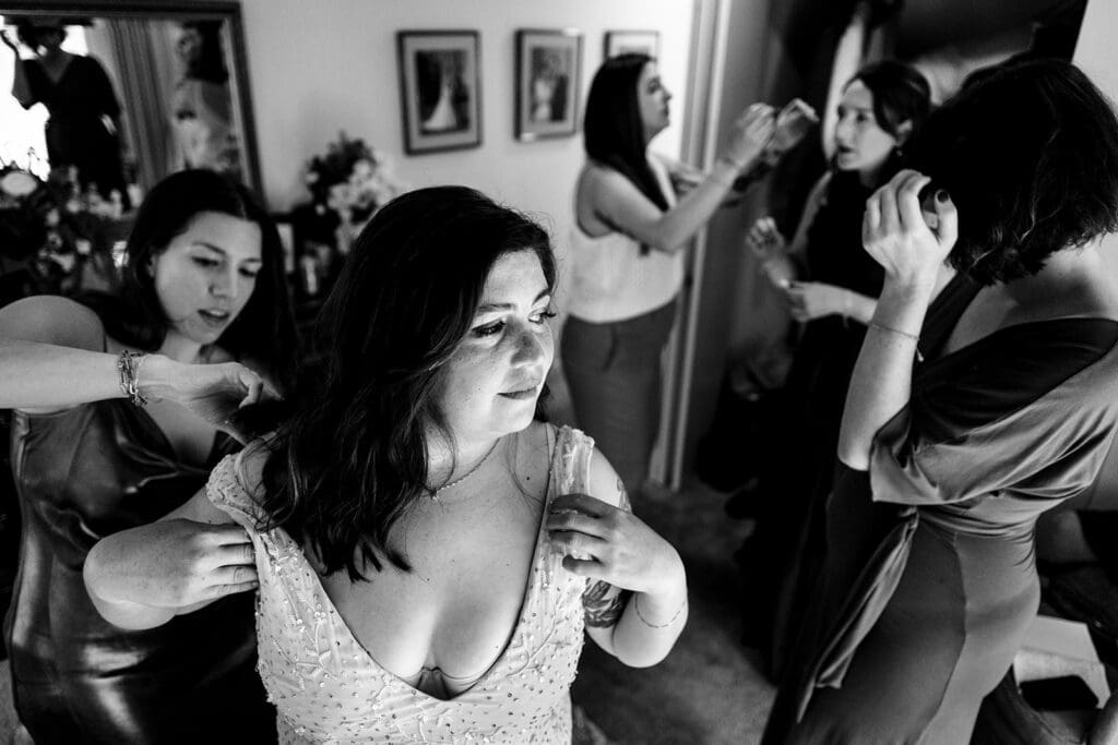 Bridal party prep at Petaluma Wedding